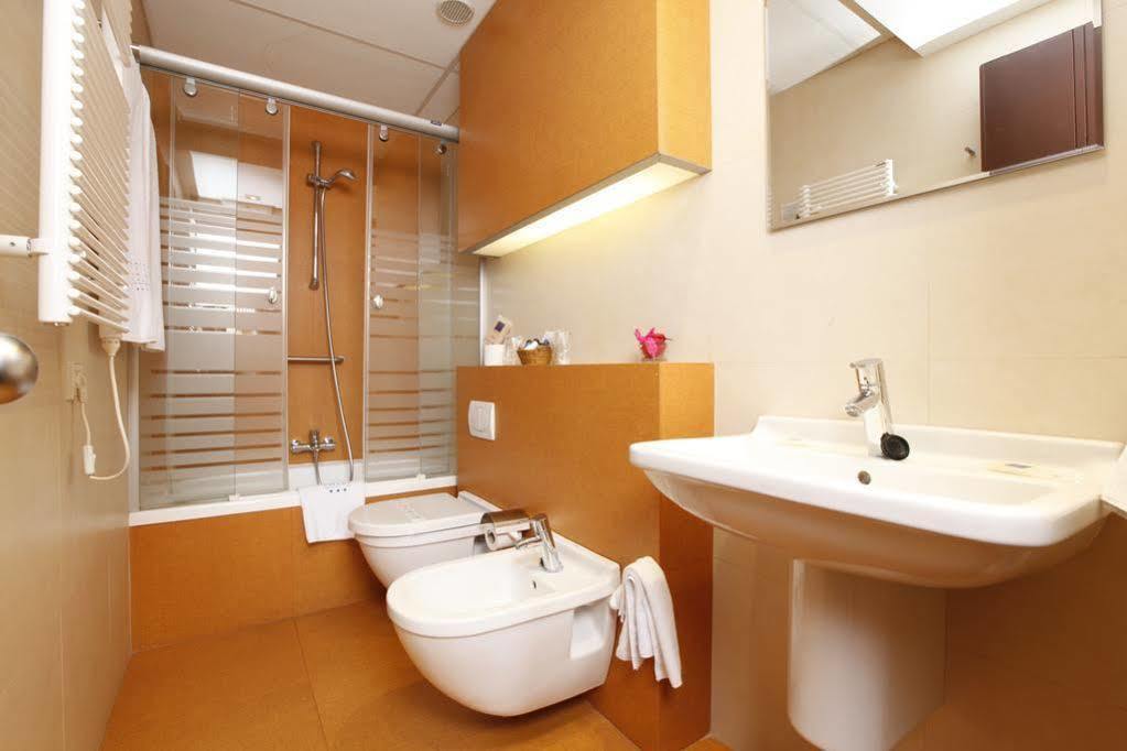 Hotel Yoldi 3*